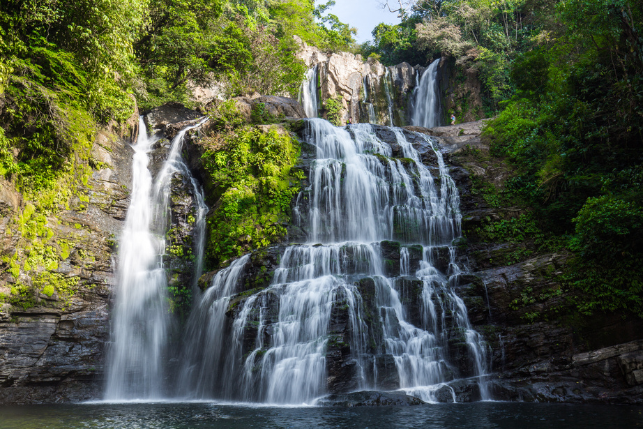 Nauyaca falls